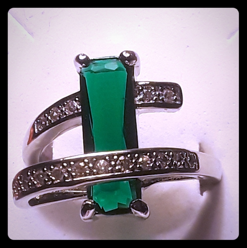 Ladies ring